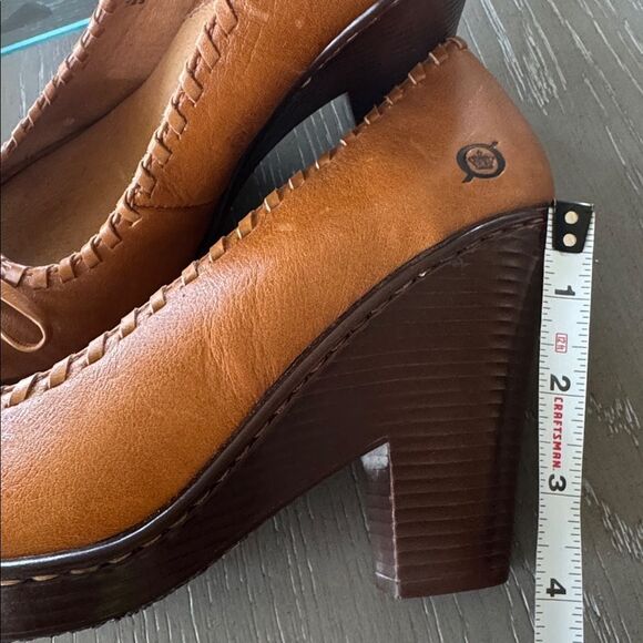 Born Elegant Cognac Tan Leather Peep-Toe Heels Wedge Bow Details Women’s Size 9M - Picture 7 of 14